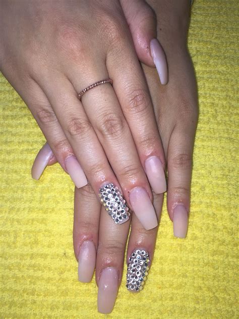 NV Nails & Spa located in Branson Landing. We provide Manicure and Pedicure services, Artificial nails, Waxing, Facial, and Permanent make-up & many other salon services. Here at NV Nails & Spa, it is our goal to exceed your expectations...